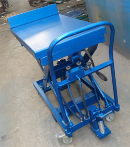 腳踏可傾斜式升降平臺(tái)車(chē)